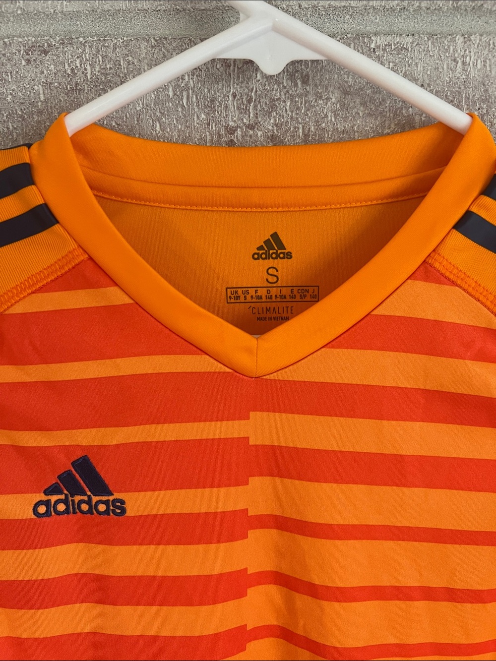 adidas Kids Orange & Dark Blue Padded-Arm Goalkeeper Jersey - Picture 2 of 4